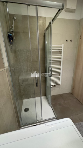 Krásny 2- izbový byt v novostavbe s balkónom a parkovaním na prenájom v Rači