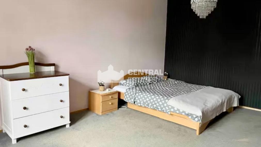 Kompletne zariadený klimatizovaný 3- izbový byt na prenájom v Ružinove