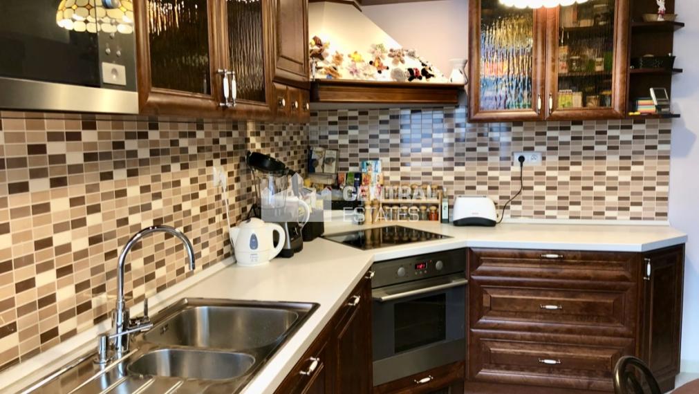 Kompletne zariadený klimatizovaný 3- izbový byt na prenájom v Ružinove