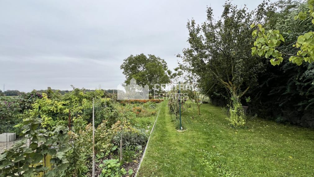 5- izbový rodinný dom s veľkým pozemkom na predaj v Lehniciach