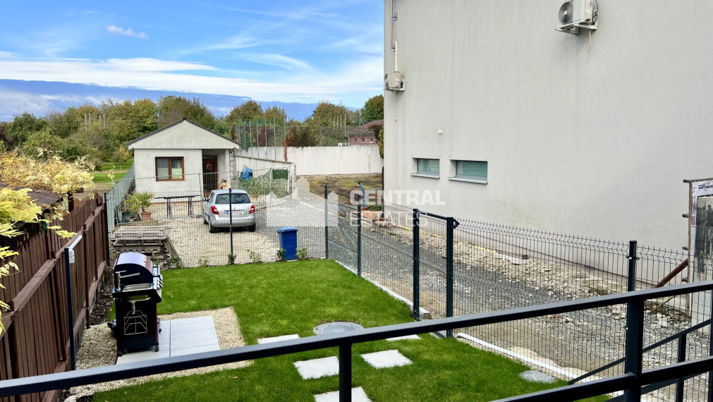 Kompletne zrekonštruovaný rodinný dom na predaj v Ivanke pri Dunaji