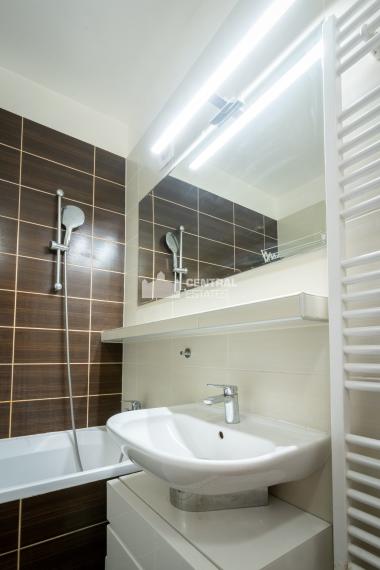 Spacious 2- bedroom apartment with balcony for sale in Vrakuna