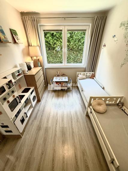 Modern 2- bedroom apartment in a new building with a garden for sale in Rovinka