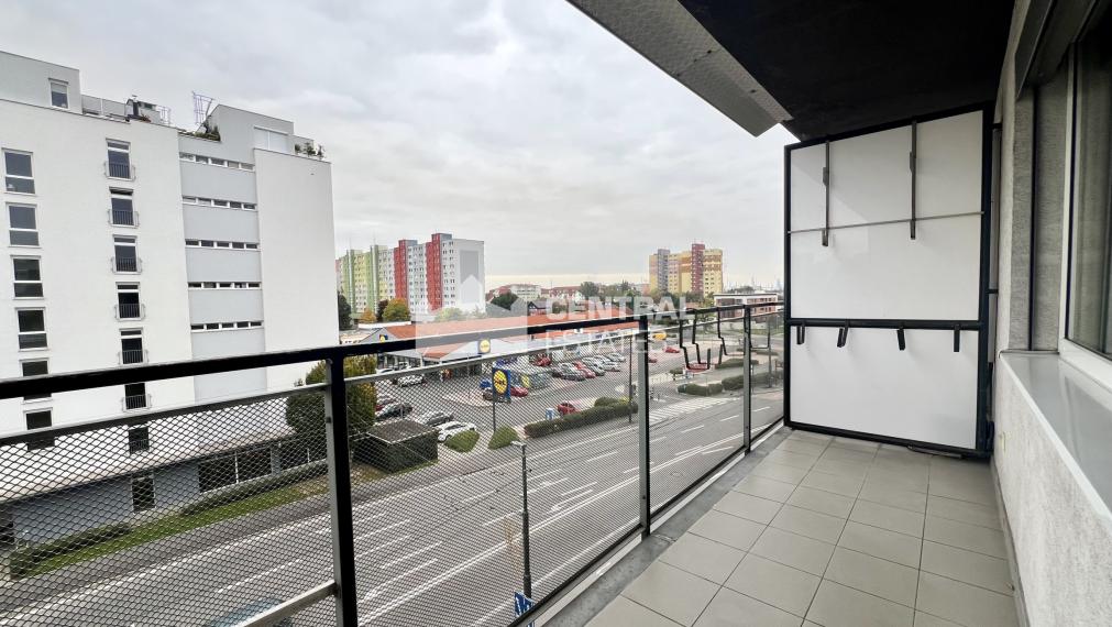 Sunny 2- bedroom apartment in a new building for sale in Podunajske Biskupice