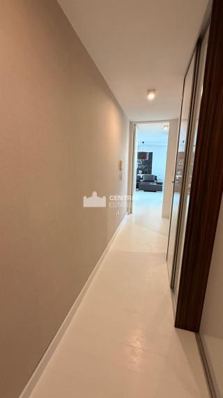 Air-conditioned 4-room apartment in a new building with parking for rent in Karlová Ves