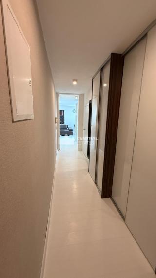 Air-conditioned 4-room apartment in a new building with parking for rent in Karlová Ves