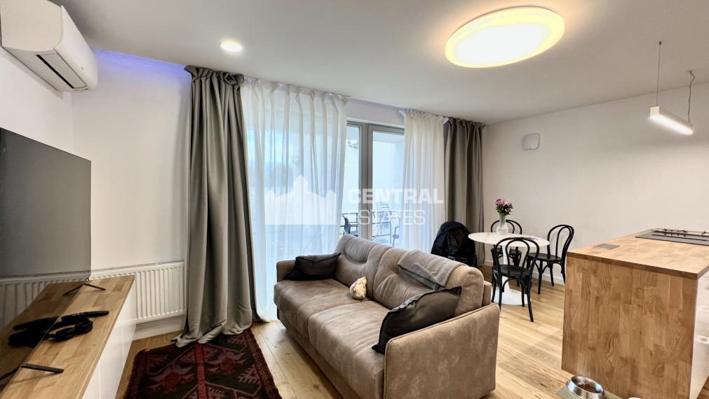 Kompletne zrekonštruovaný rodinný dom na predaj v Ivanke pri Dunaji