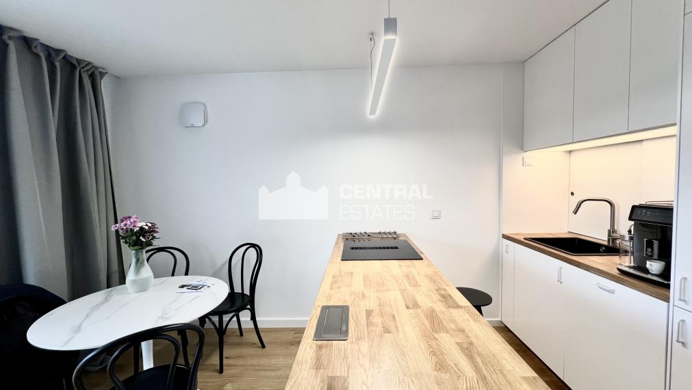 Kompletne zrekonštruovaný rodinný dom na predaj v Ivanke pri Dunaji