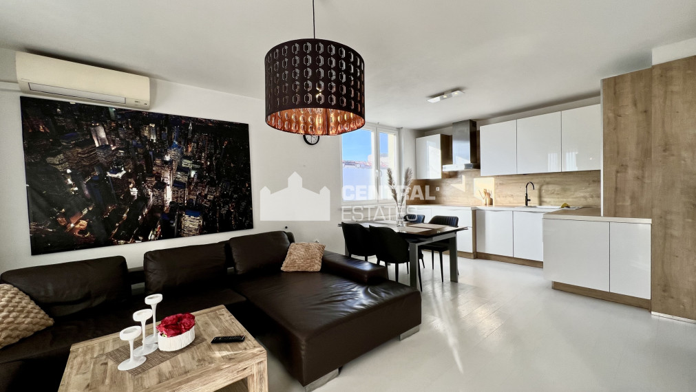 Klimatizovaný 4- izbový byt v novostavbe na prenájom v Karlovej Vsi