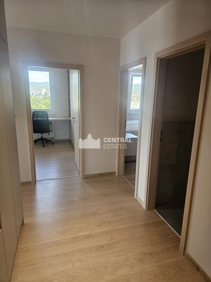 Beautiful 2- bedroom apartment for rent in a new building with a terrace and parking