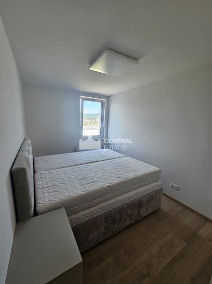 Beautiful 2- bedroom apartment for rent in a new building with a terrace and parking