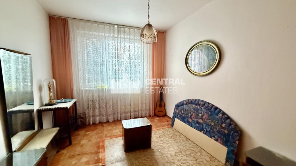 Priestranný 3- izbový byt s lodžiou na predaj v Ružinove