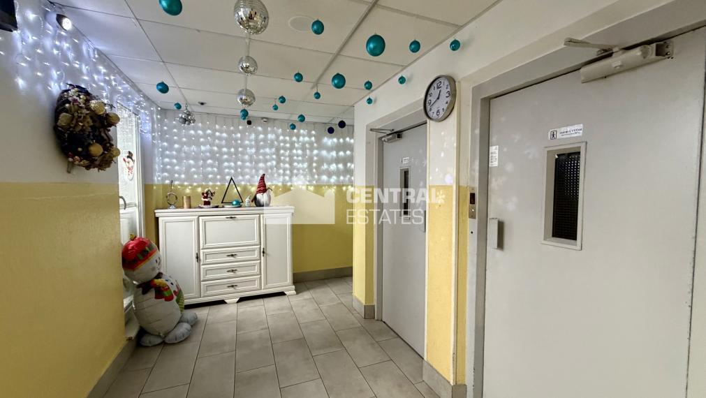 Priestranný 3- izbový byt s lodžiou na prenájom v Ružinove