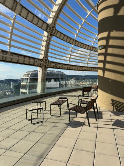 Štýlový 3- izbový byt v novostavbe Skypark na prenájom v Starom meste