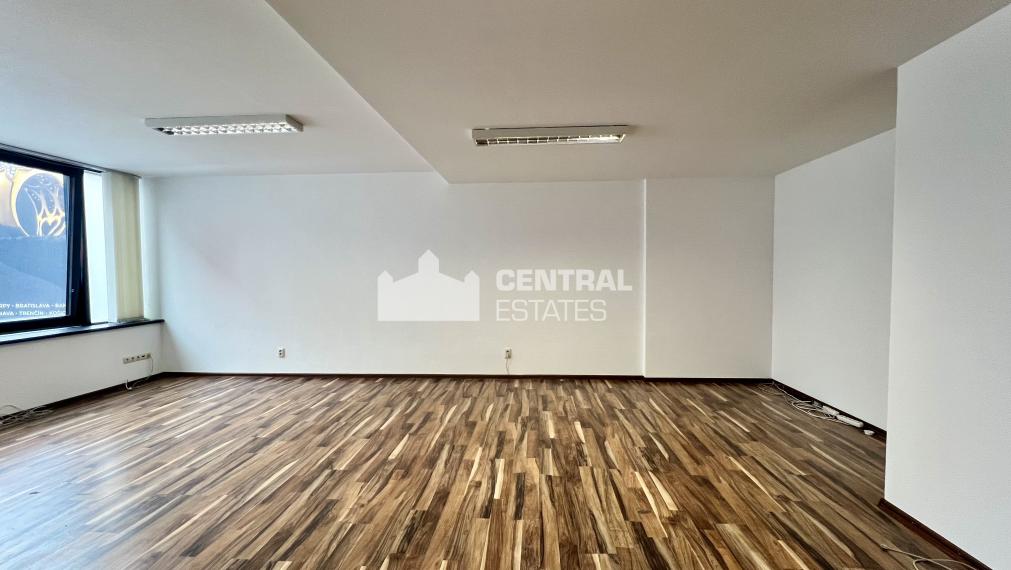 Klimatizované kancelárske priestory na prenájom v Starom meste