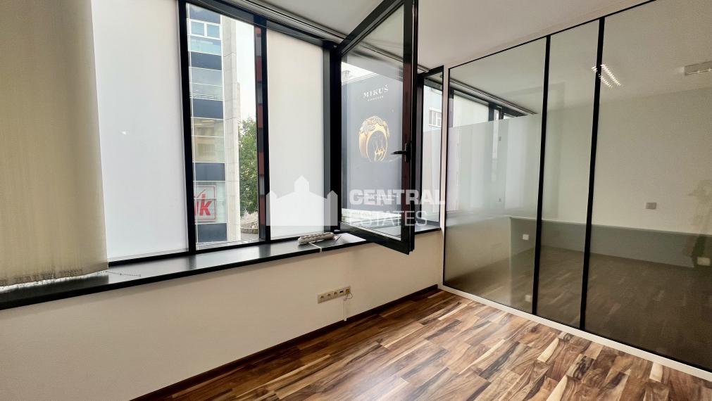 Klimatizované kancelárske priestory na prenájom v Starom meste