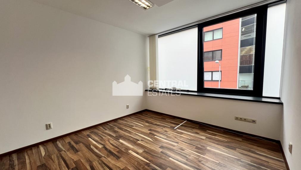 Klimatizované kancelárske priestory na prenájom v Starom meste