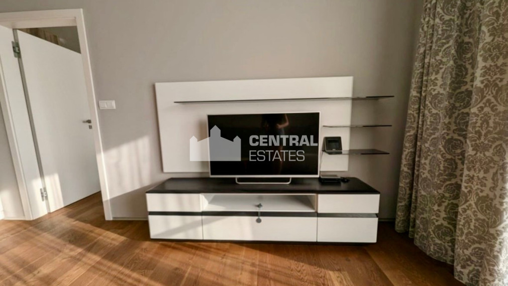 Slnečný 2- izbový byt v novostavbe s balkónom na prenájom v Novom meste