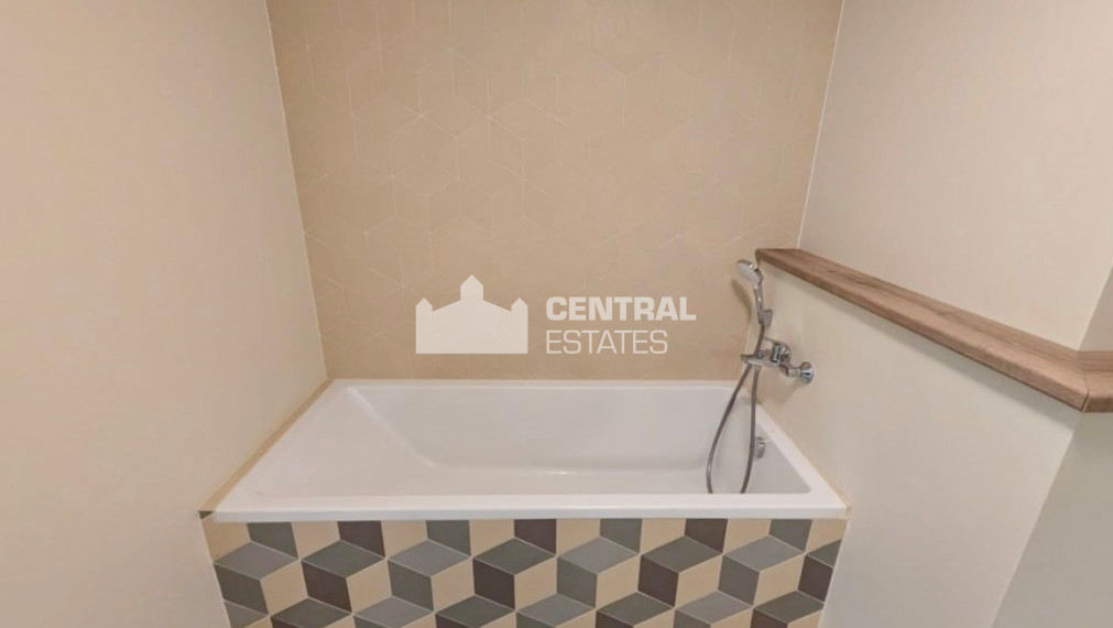 Slnečný 2- izbový byt v novostavbe s balkónom na prenájom v Novom meste