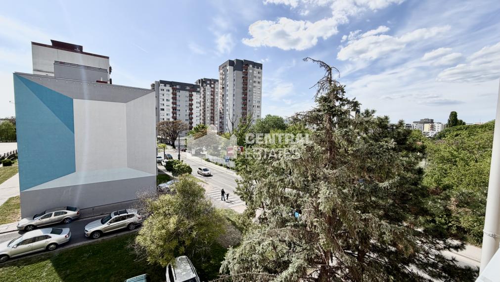 2- izbový byt, 50m2, balkón, pivnica, predaj Ružinov