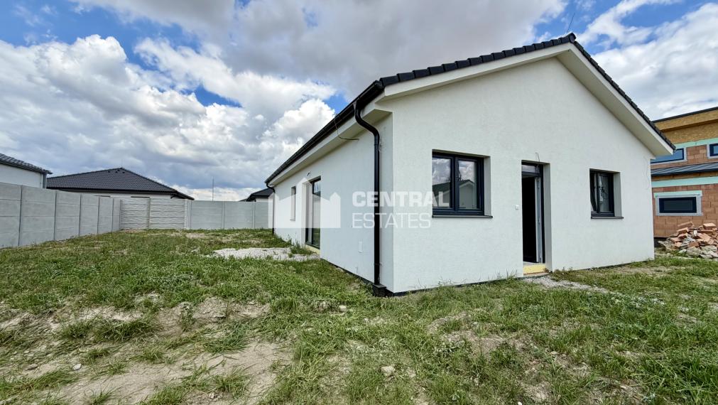 4- izbová NOVOSTAVBA rodinný dom so záhradou v centre nového Hviezdoslavova