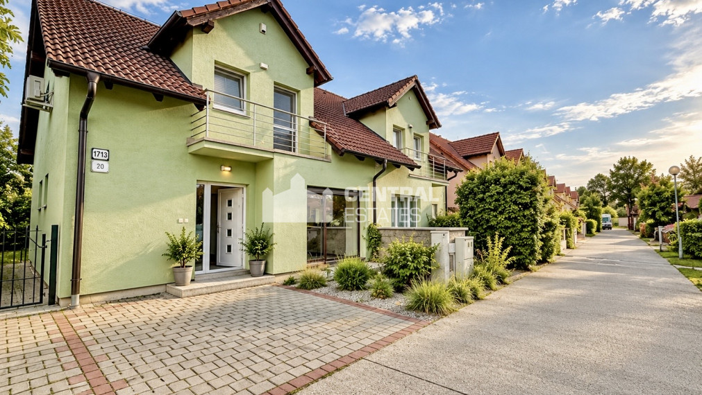 5-room family house with a winter garden and parking for sale in Dunajská Lužná