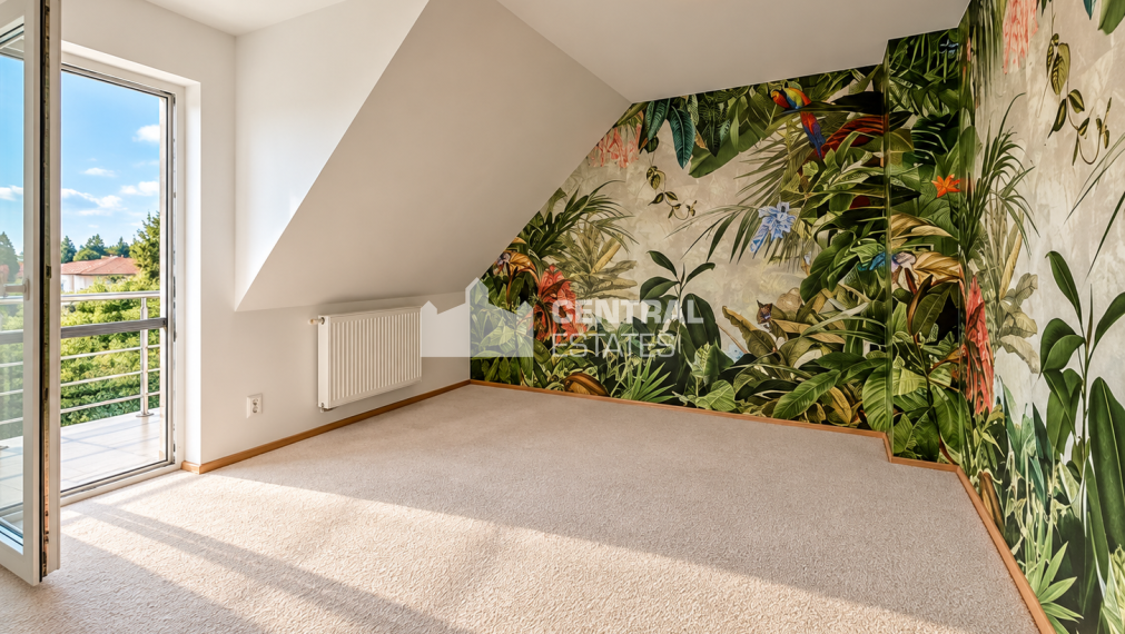 5-room family house with a winter garden and parking for sale in Dunajská Lužná