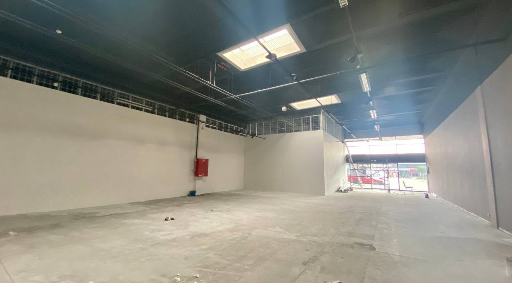 Commercial premises, Pestovateľská, Rent, Bratislava - Ružinov, Slovak