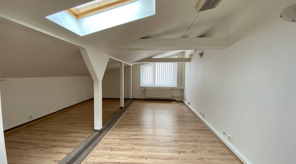Attic air-conditioned offices with parking for rent in Ružinov