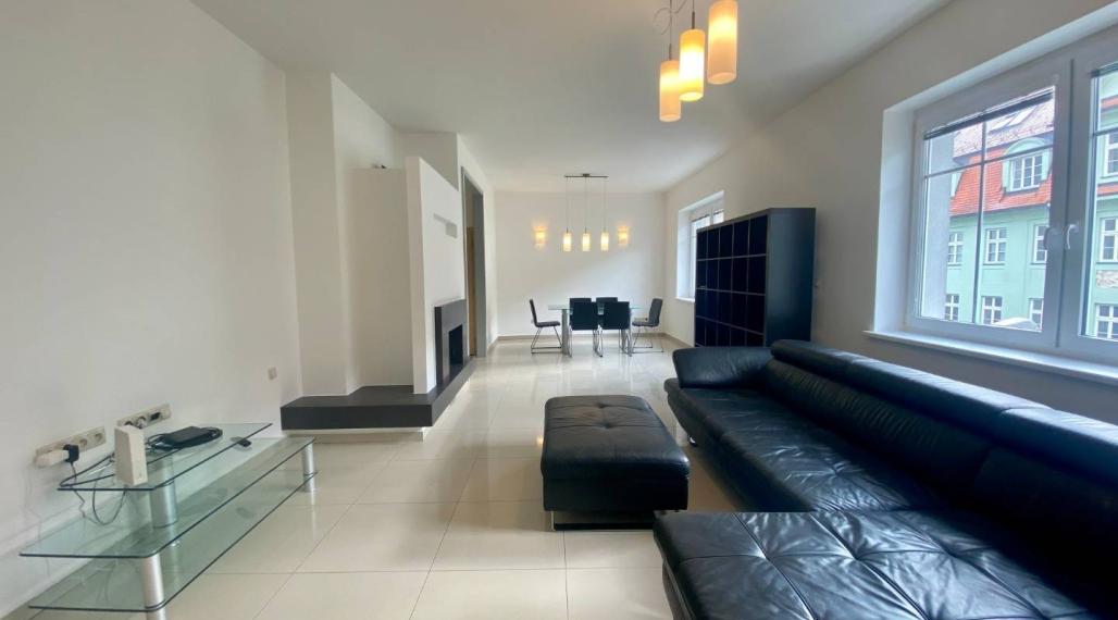 Lukratívny 4i byt s parkovaním na prenájom v Starom meste