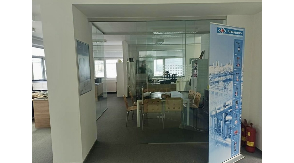 Lukratívne kancelárske priestory v novostavbe s parkovaním na prenájom v Ružinove