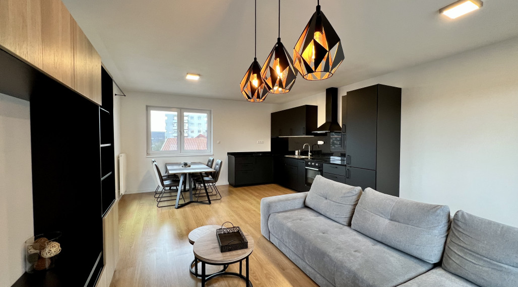 Krásny slnečný 2i byt v novostavbe s veľkou terasou a parkovaním na prenájom v Novom meste