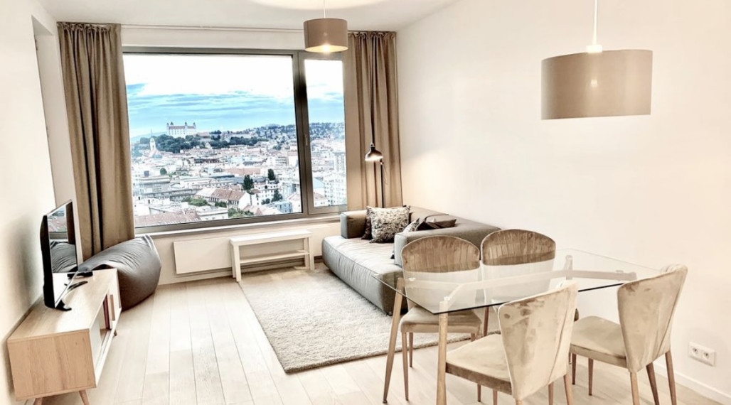 Nadštandardný 2i byt v lukratívnej novostavbe s lodžiou a parkovaním na prenájom v Starom meste