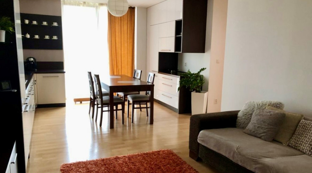 Priestranný 3- izbový byt v novostavbe s lodžiou na prenájom v Petržalke