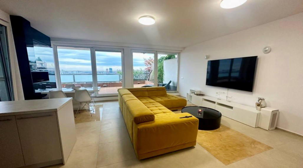 Pekný 3- izbový byt v novostavbe s veľkou terasou na prenájom v Novom meste