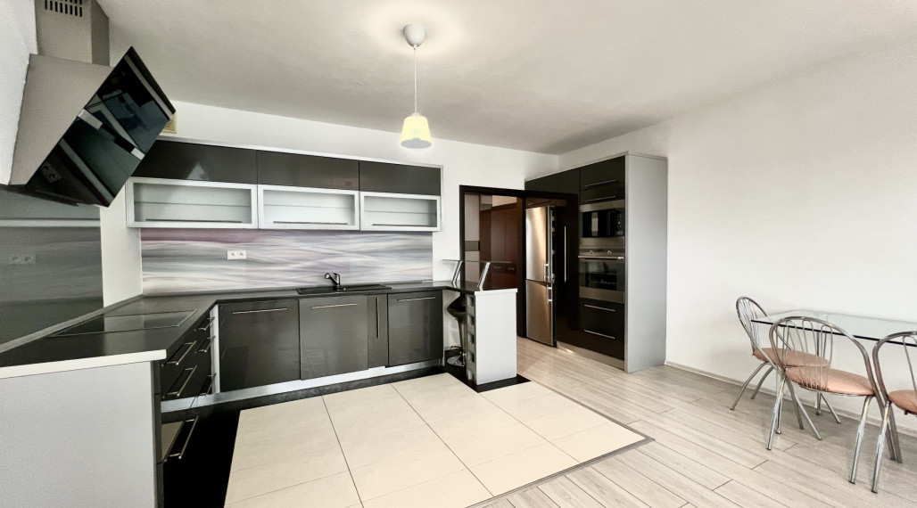 Sunny 2- bedroom apartment in a new building for sale in Podunajske Biskupice