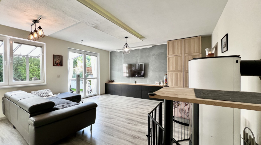 Modern 2- bedroom apartment in a new building with a garden for sale in Rovinka