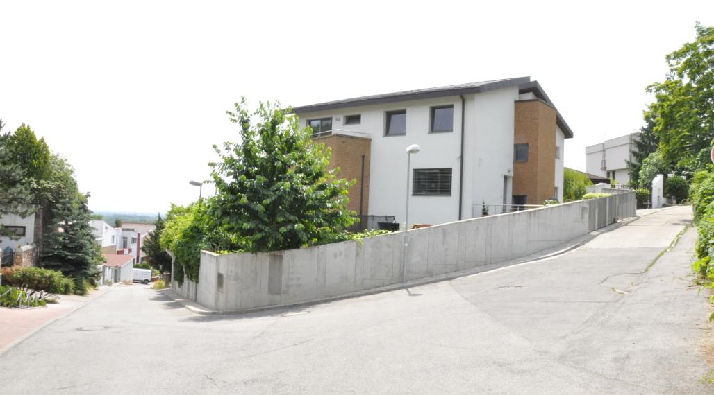 Luxusný 4- izbový byt v novostavbe s terasou na prenájom v Starom meste