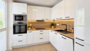 3- izbový byt/ 71.84m2/ loggia predaj Staré mesto - fotografia 5