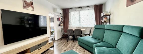 Priestranný 4- izbový byt s lodžiou na predaj v Podunajských Biskupiciach