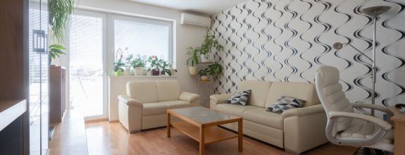 Priestranný 3- izbový byt s balkónom na predaj vo Vrakuni