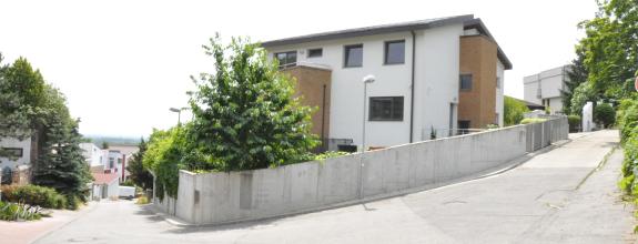 Luxusný 4- izbový byt v novostavbe s terasou na prenájom v Starom meste