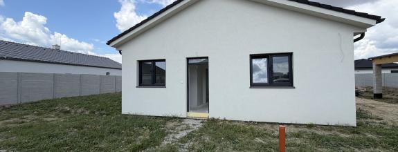 4- izbová NOVOSTAVBA rodinný dom so záhradou v centre nového Hviezdoslavova
