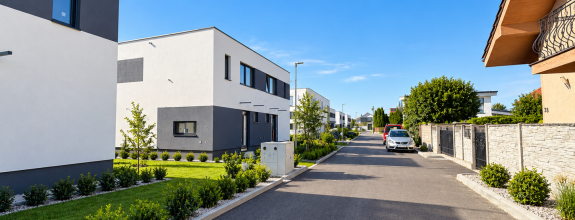 novostavba 4- izbový byt/ úžitková plocha 96 m2/ záhrada, 2 x parkovanie