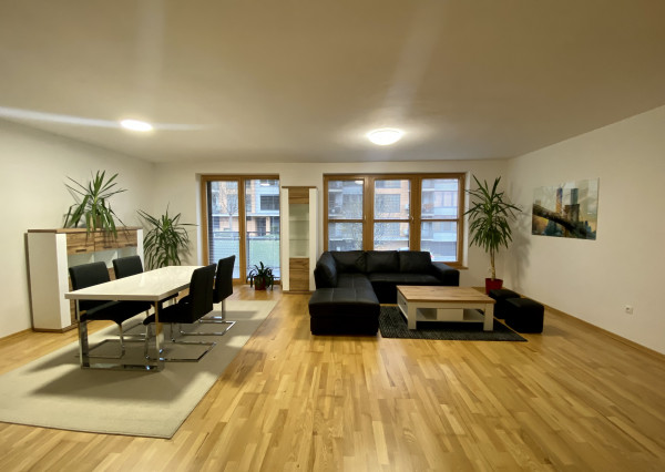 Veľkometrážny 3i byt v novostavbe s dvomi balkónmi a parkovaním na prenájom v Novom meste