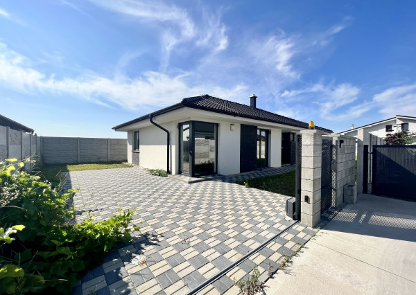 Novostavba 4- izbový bungalov so záhradou na predaj v Lehniciach REZERVOVANÝ