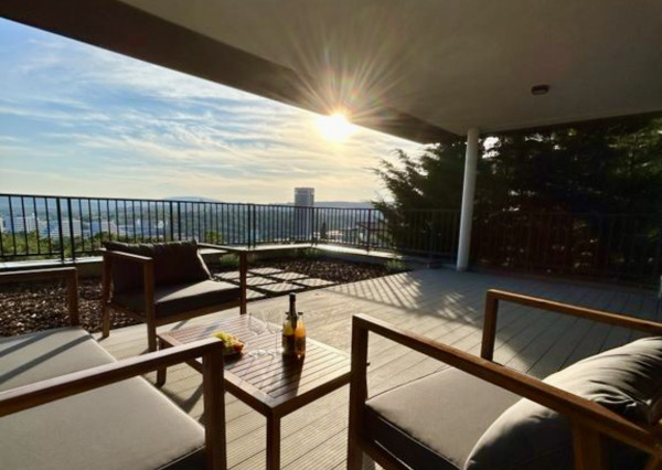 Luxusný 2- izbový byt v novostavbe s terasou na prenájom v Starom meste