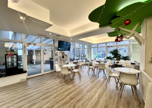 Kompletne zrekonštruovaný reštauračný priestor s terasou na predaj v Petržalke