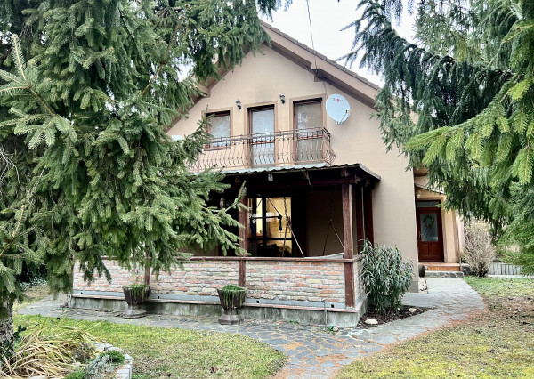 5- izbový rodinný dom s rozľahlým pozemkom na predaj v Tomášove