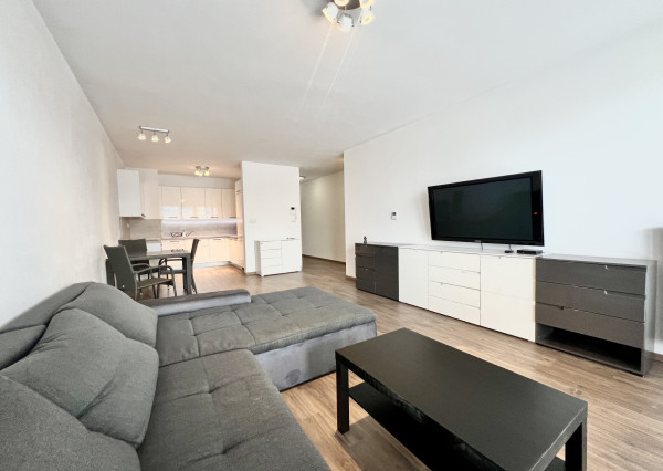 Priestranný 2- izbový byt v novostavbe s balkónom a parkovaním na prenájom v Ružinove